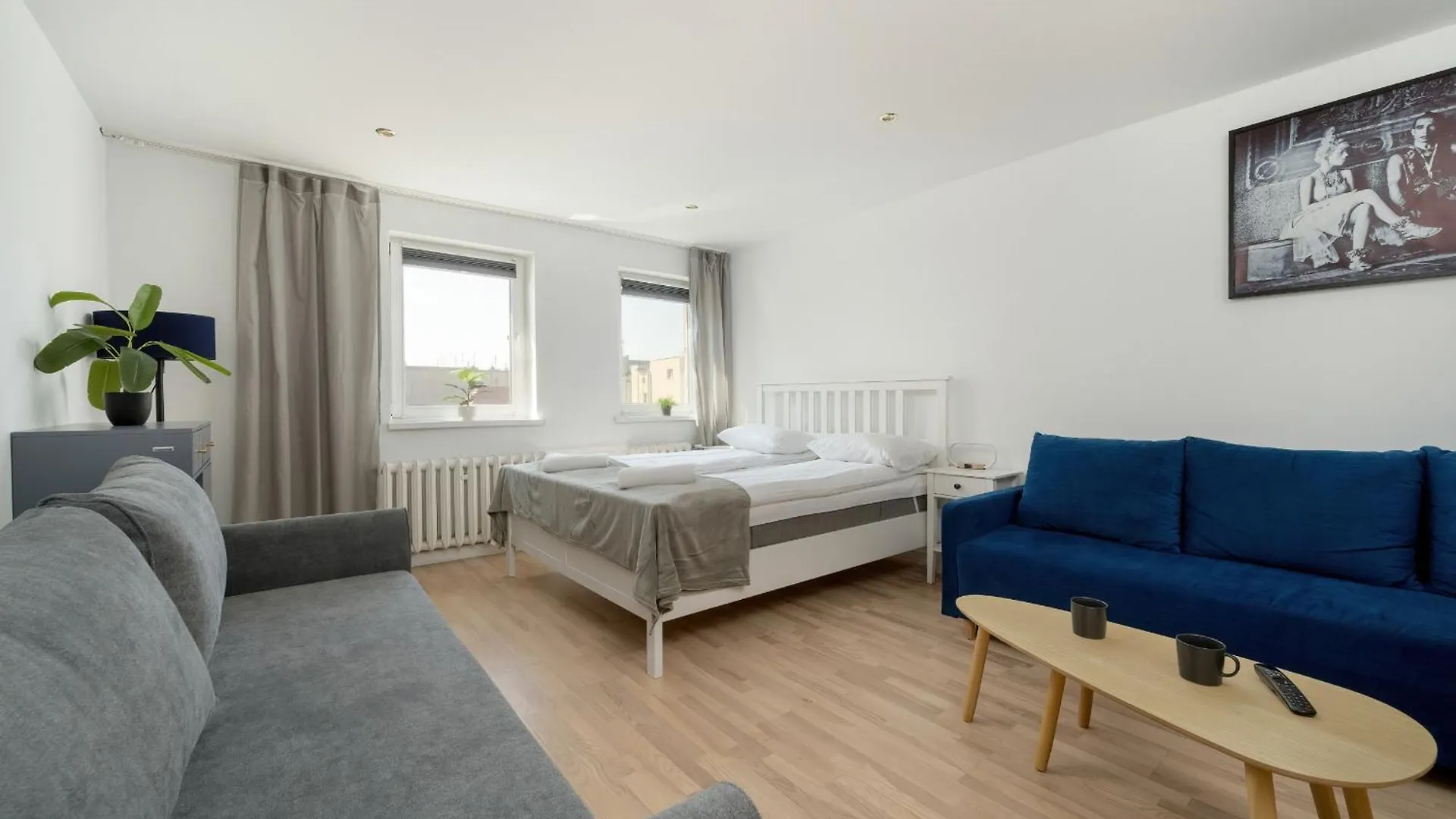 Apartment Przestronne Studio Przy Rynku We Wroclawiu Z Klimatyzacja I Wanna By Noclegi Renters Poland