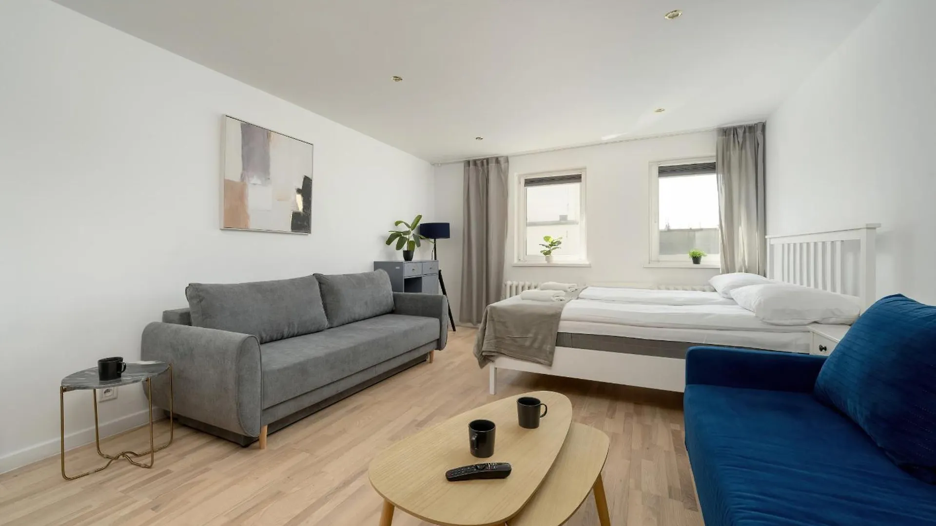 Przestronne Studio Przy Rynku We Wroclawiu Z Klimatyzacja I Wanna By Noclegi Renters location